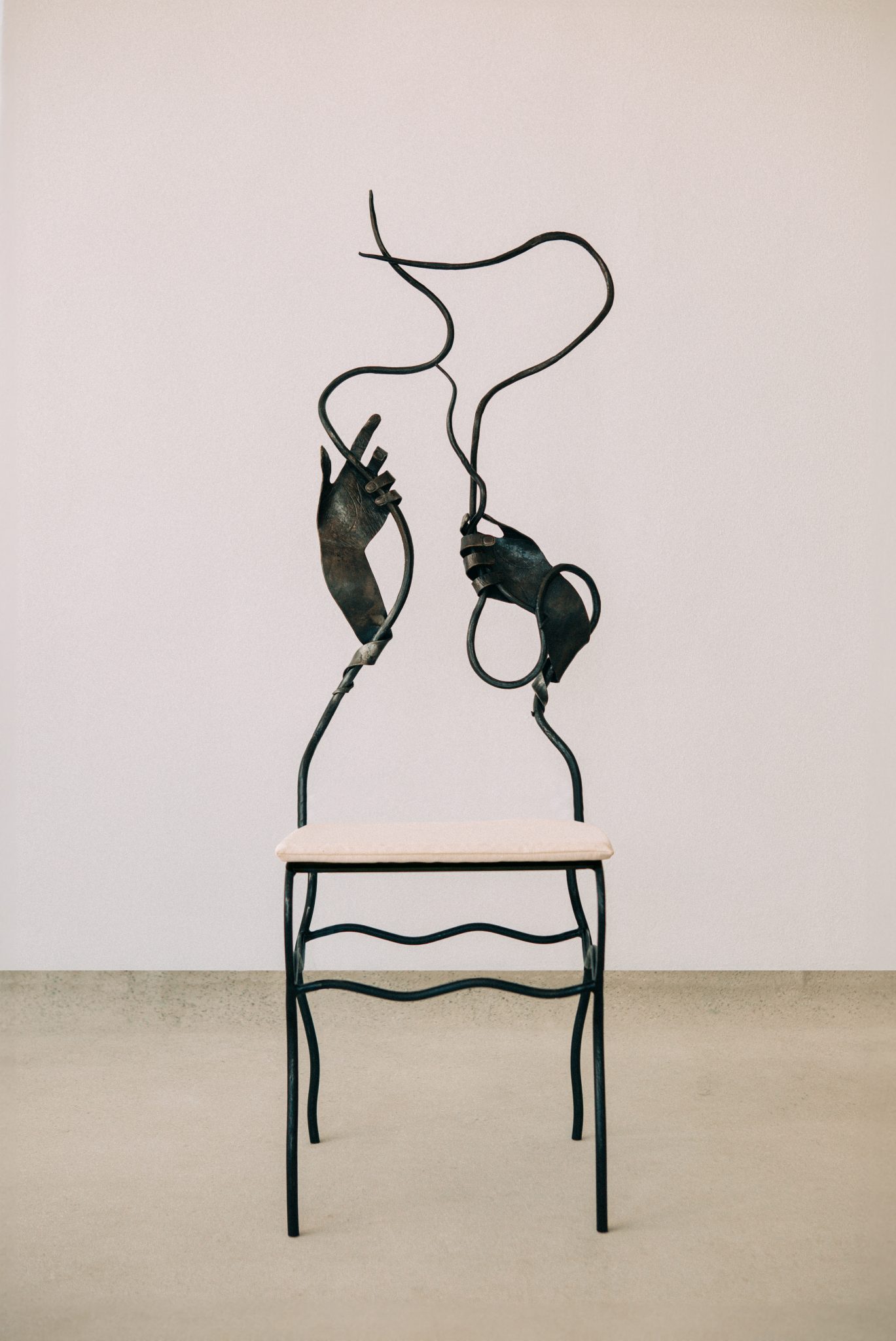 Pieza Worn Studio